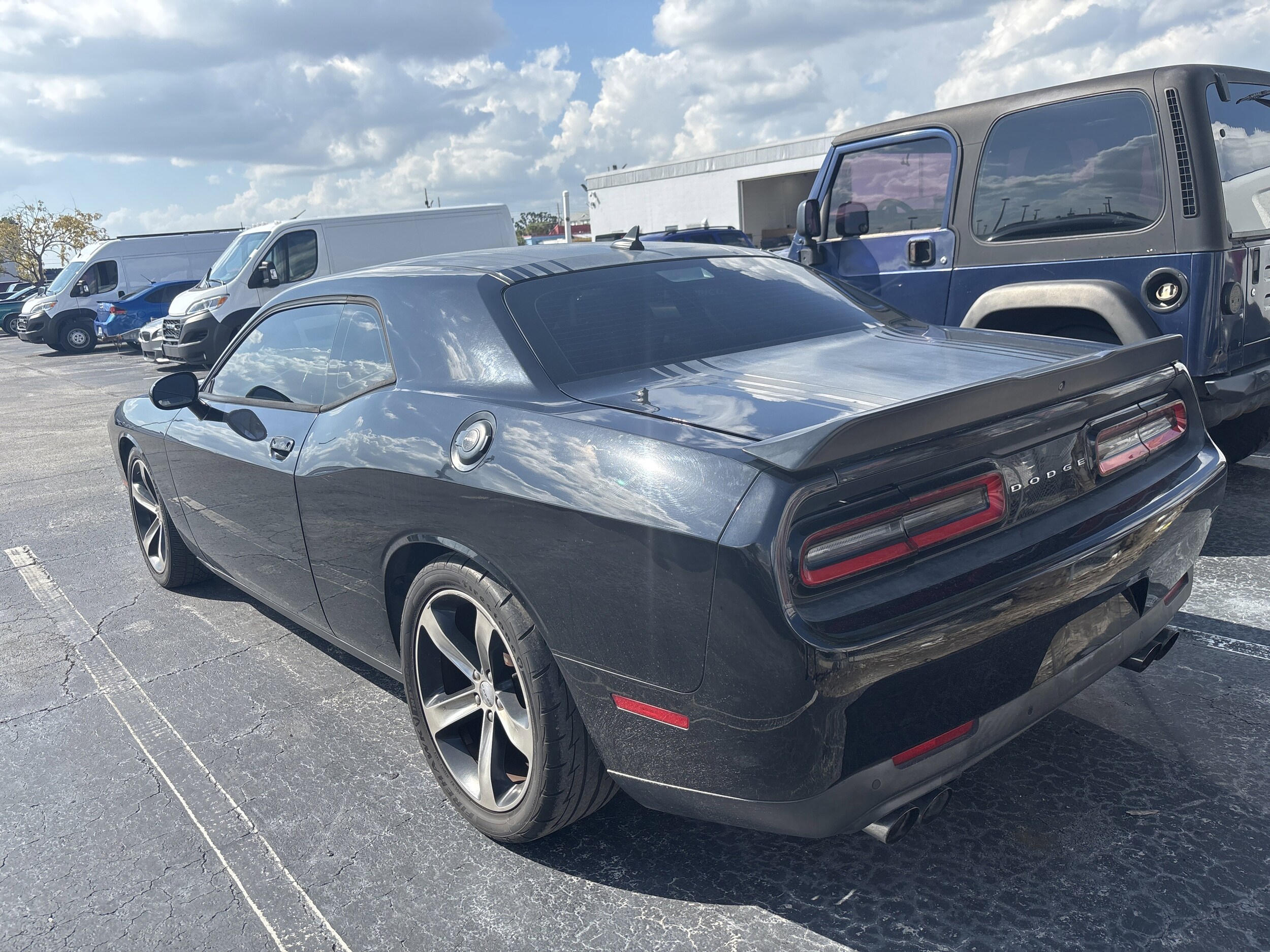 2015 Dodge Challenger R/T Plus Shaker photo 2