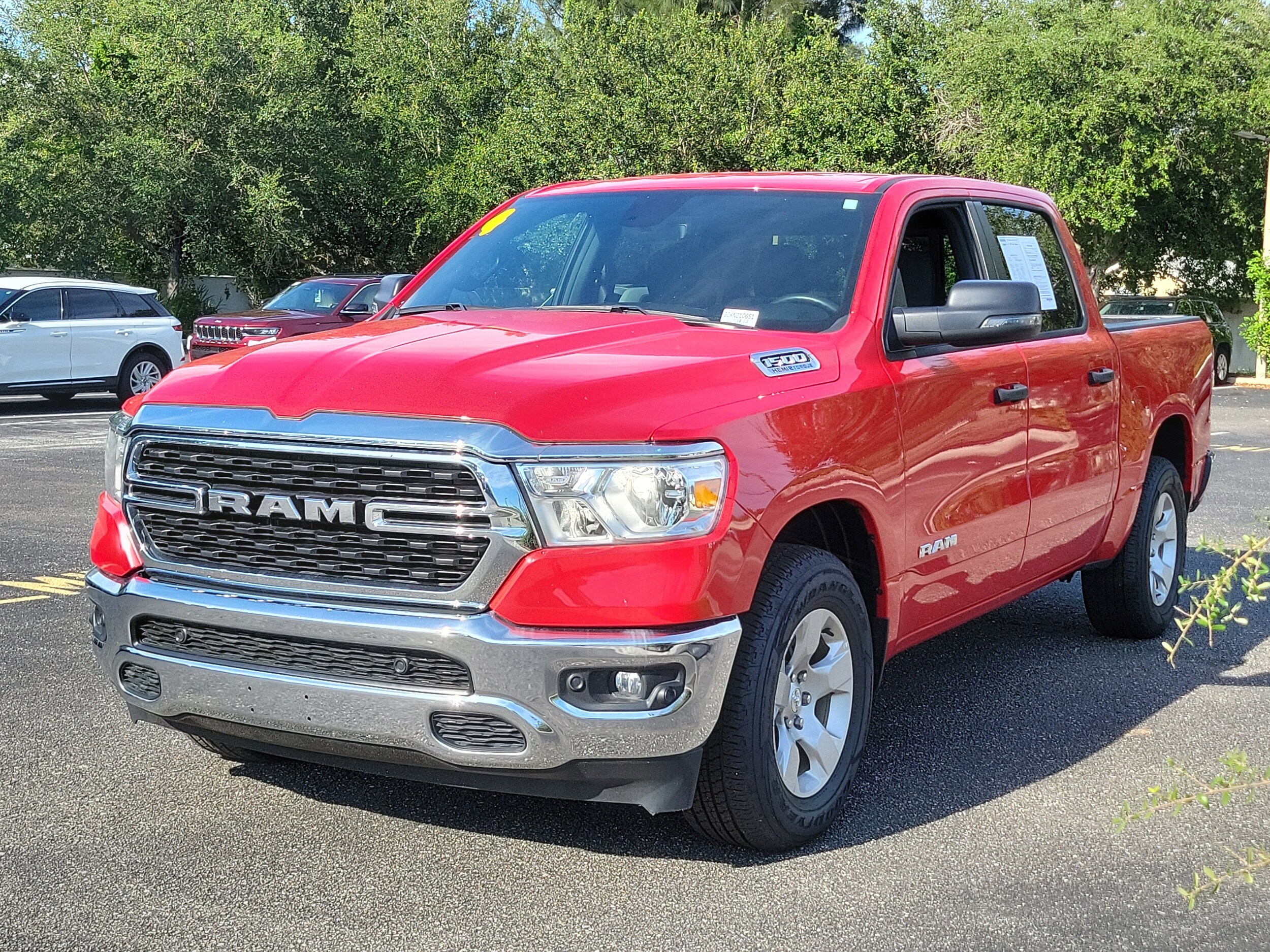 2024 Ram 1500 Lone Star photo 3