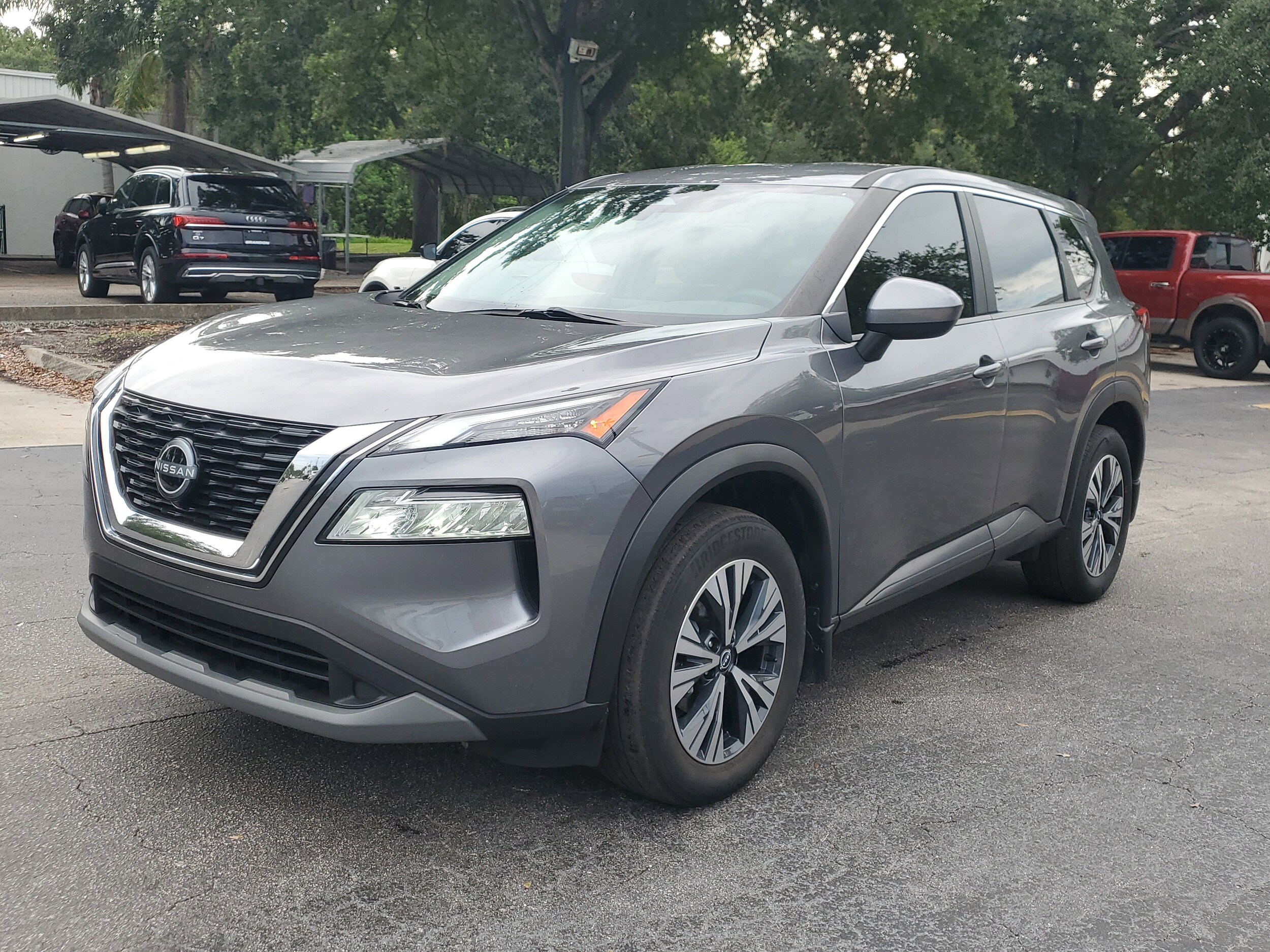 2023 Nissan Rogue AWD SV photo 3