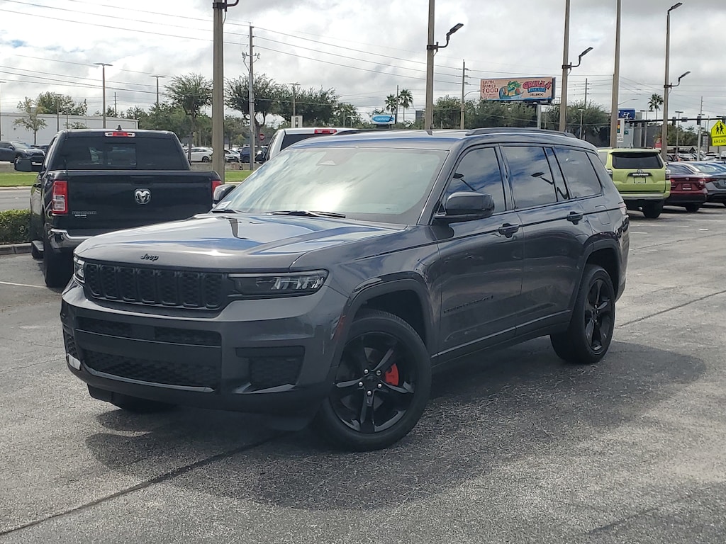 Used 2025 Jeep Grand Cherokee L Altitude Altitude 4x2