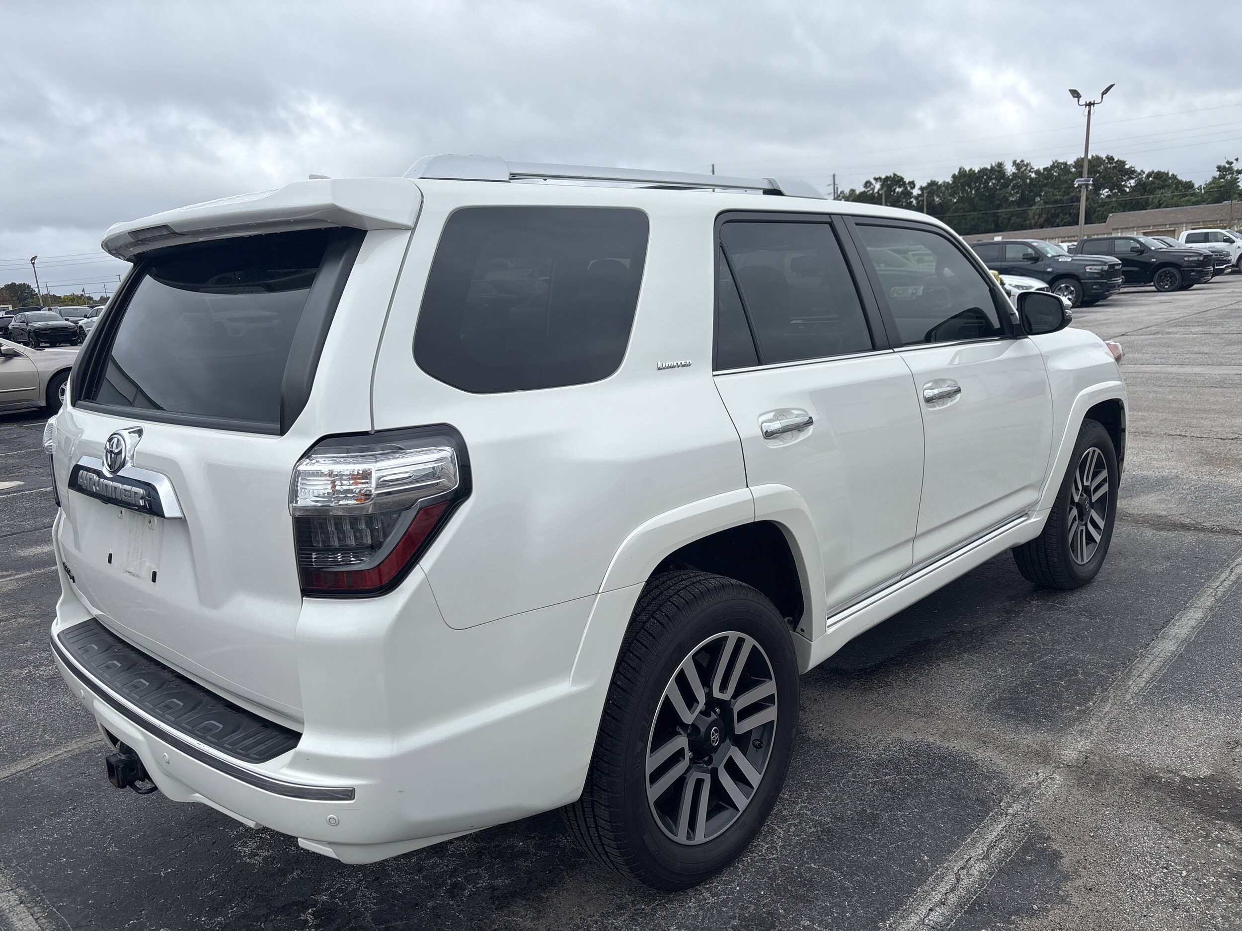 2020 Toyota 4Runner Base photo 4