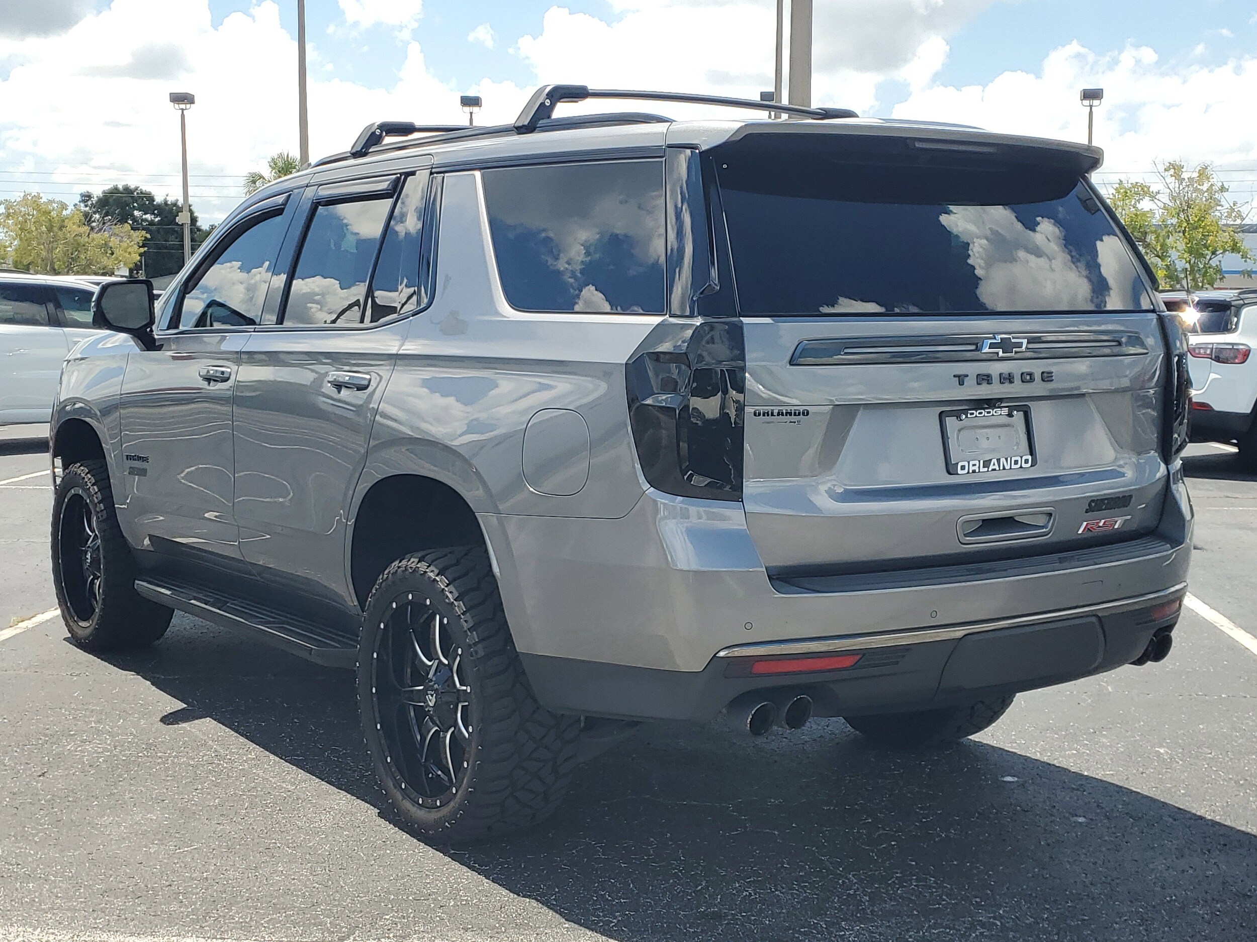 2022 Chevrolet Tahoe RST photo 4