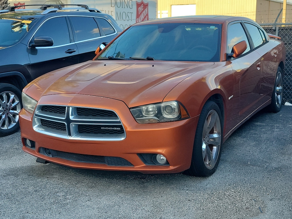 Used 2011 Dodge Charger RT Max Sedan