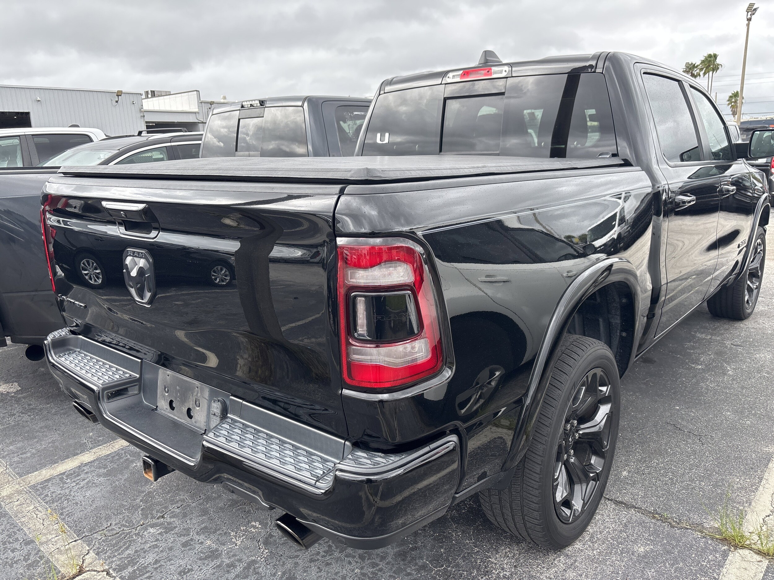 2022 Ram 1500 Limited photo 4