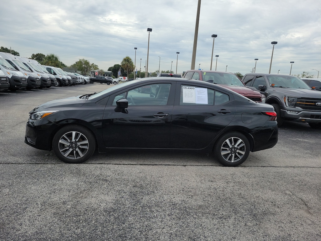 Used 2025 Nissan Versa SV SV CVT