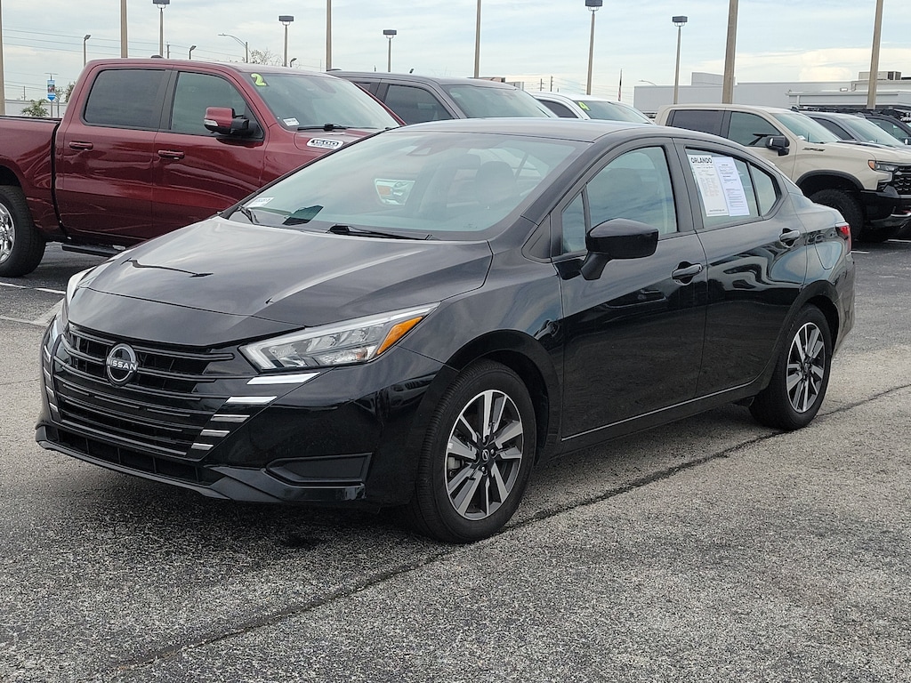 Used 2025 Nissan Versa SV SV CVT