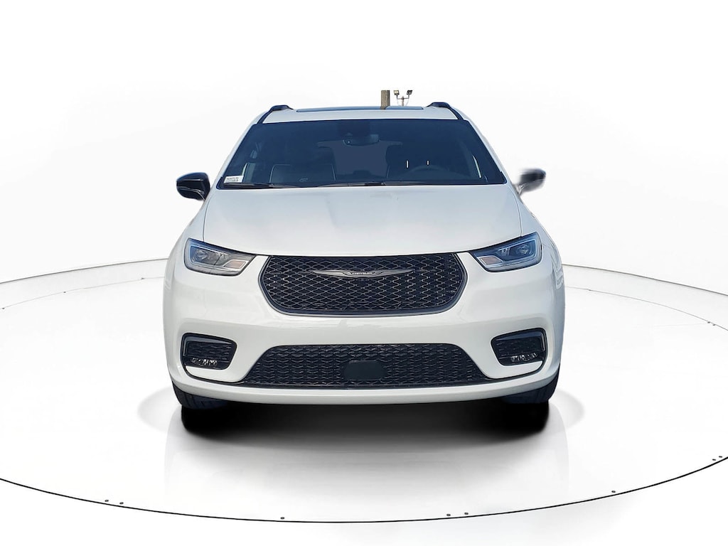 New 2026 Chrysler Pacifica Limited Passenger Van