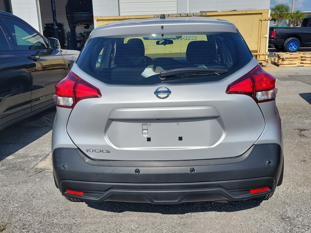 Used 2020 Nissan Kicks S S FWD