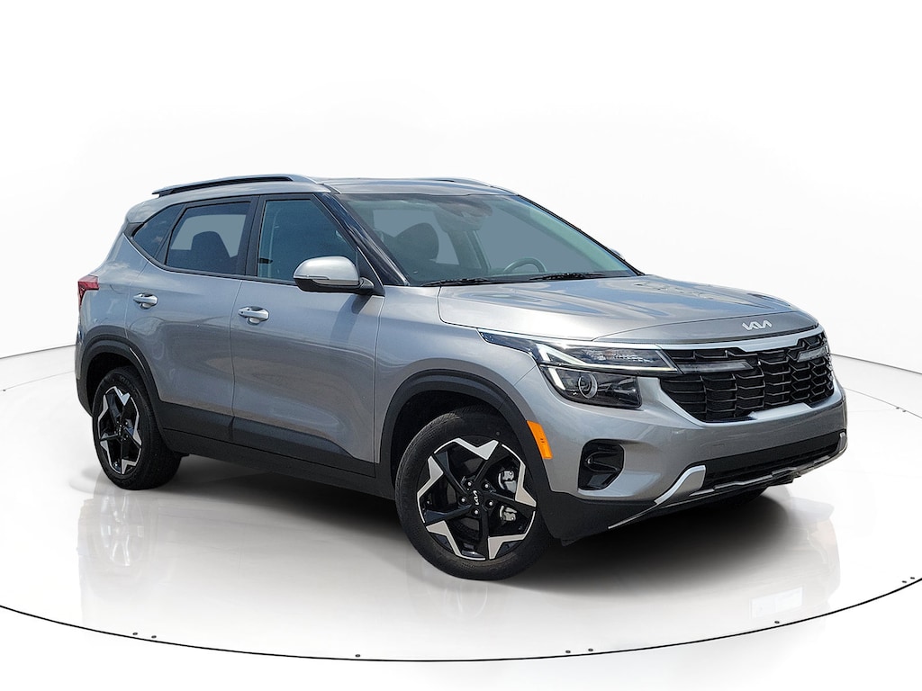 Used 2025 Kia Seltos S S IVT FWD