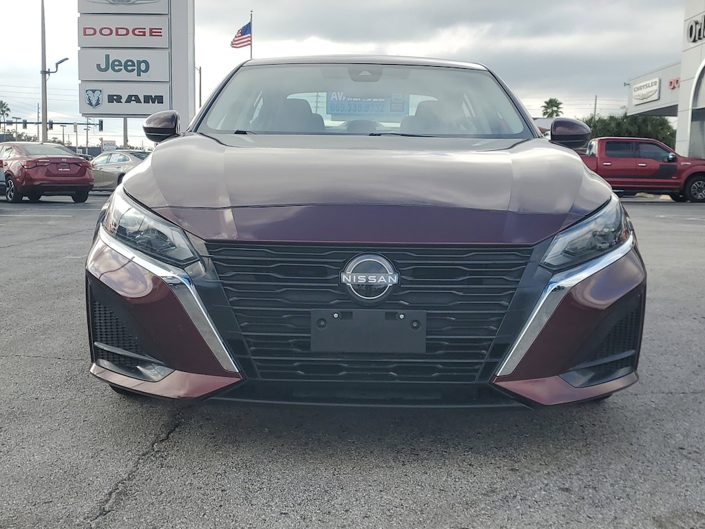 Used 2023 Nissan Altima 2.5 SV Sedan