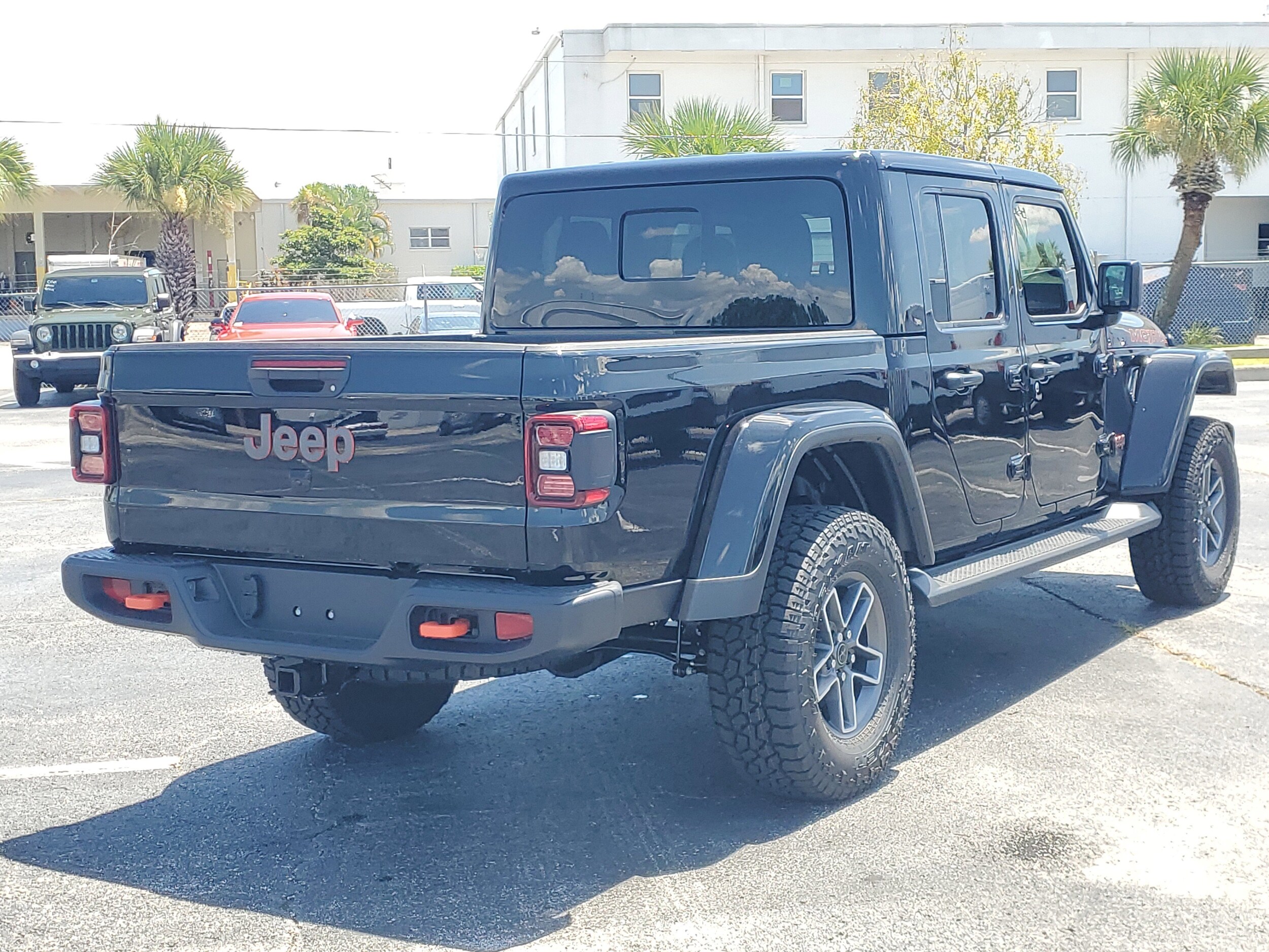 2025 Jeep Gladiator Mojave photo 3
