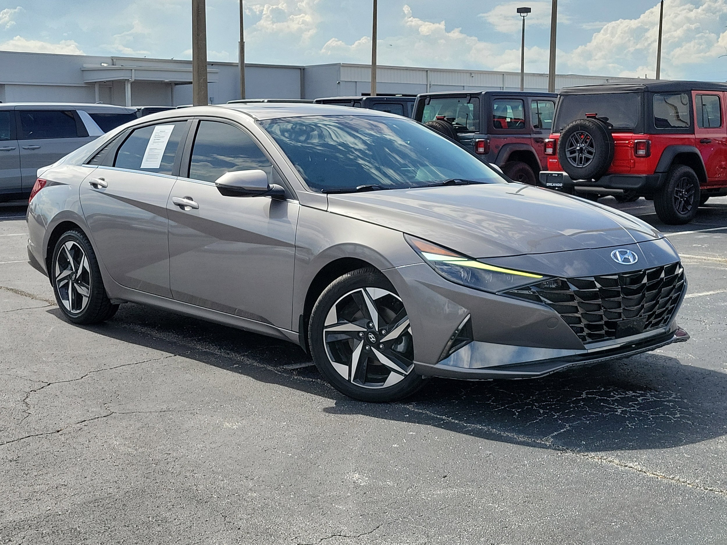 2023 Hyundai Elantra 1.6 HEV Limited DCT's photo
