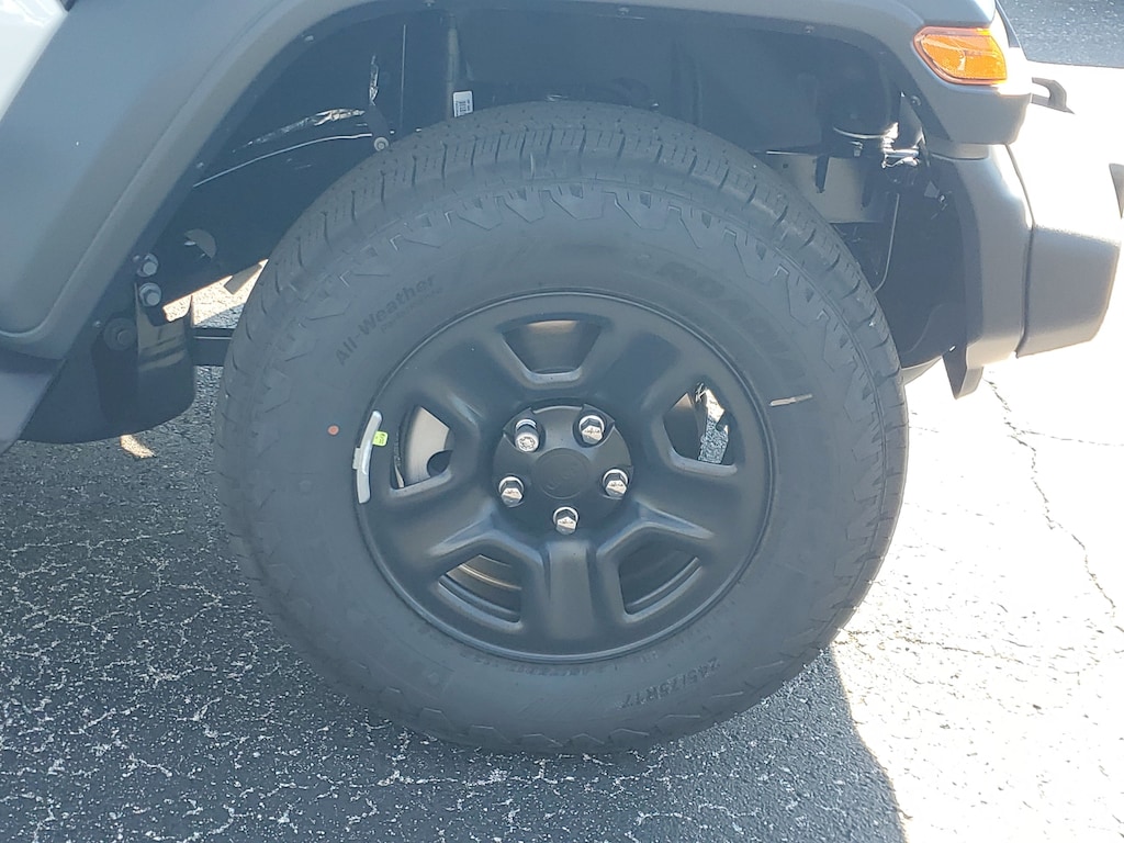 New 2026 Jeep Wrangler Sport Sport Utility