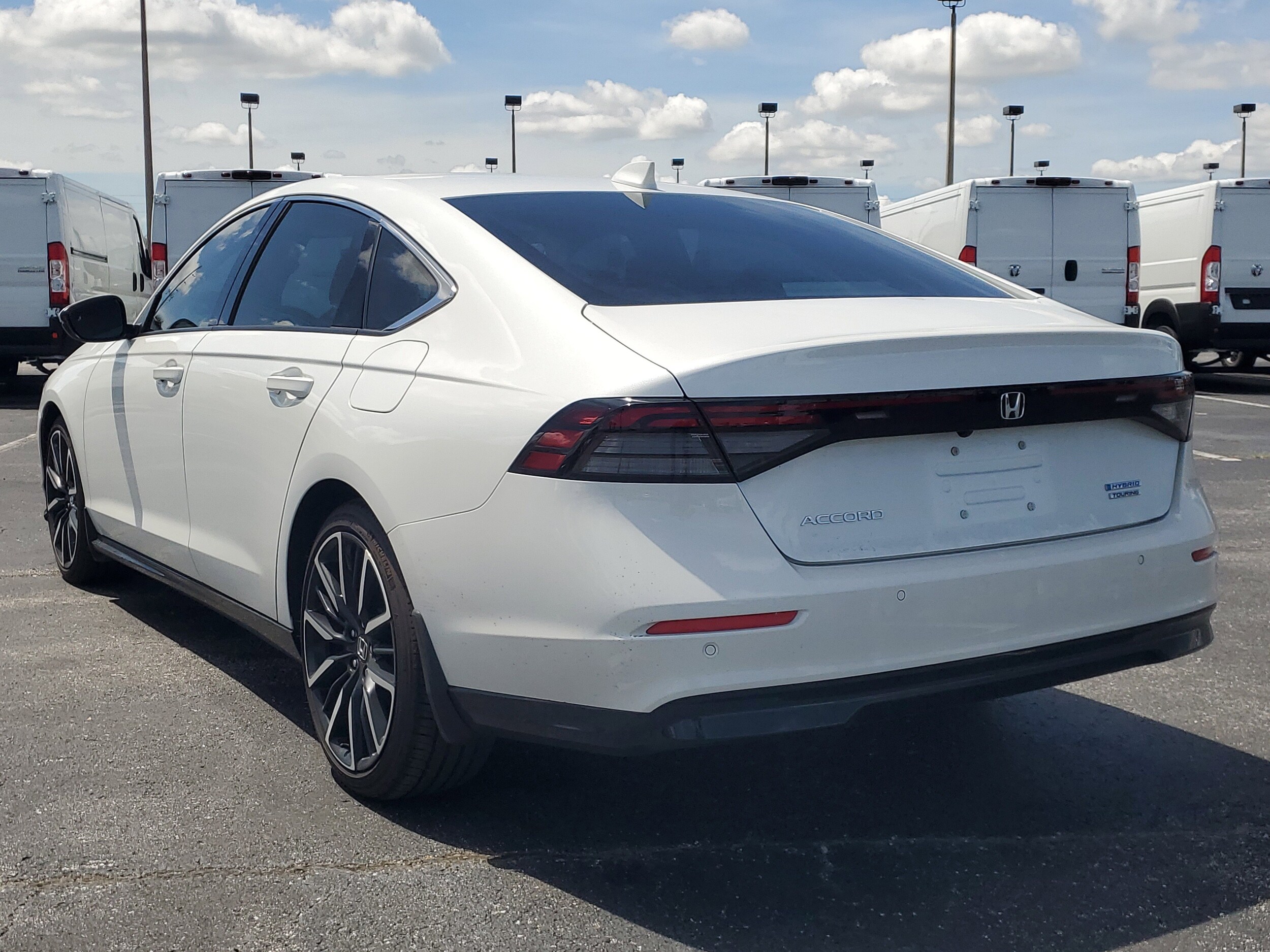 2024 Honda Accord Hybrid Touring photo 4