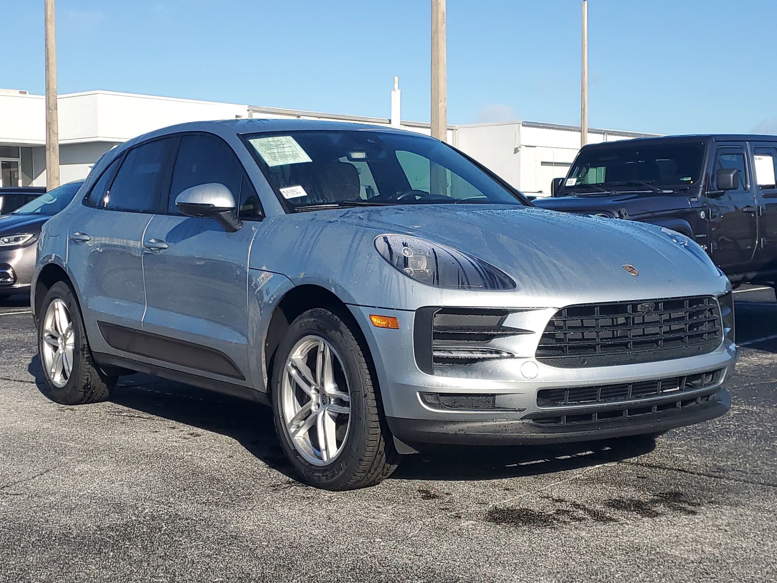 2021 Porsche Macan Base
