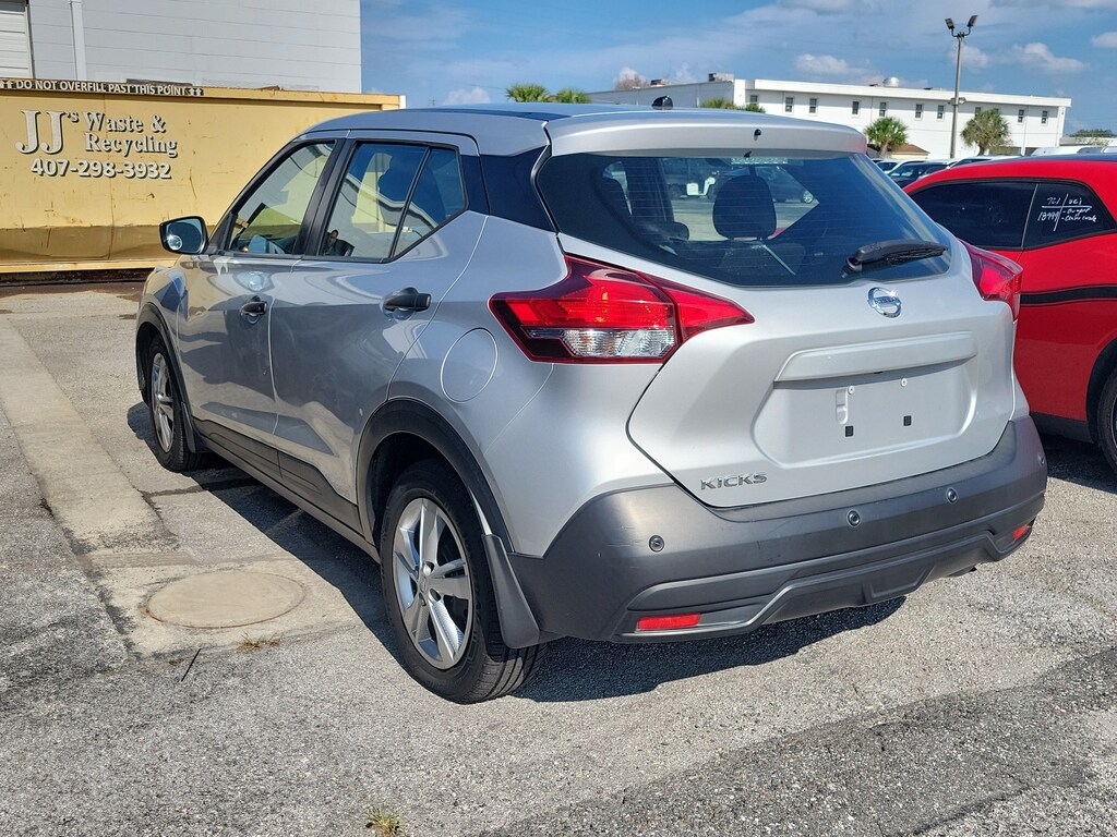 Used 2020 Nissan Kicks S S FWD