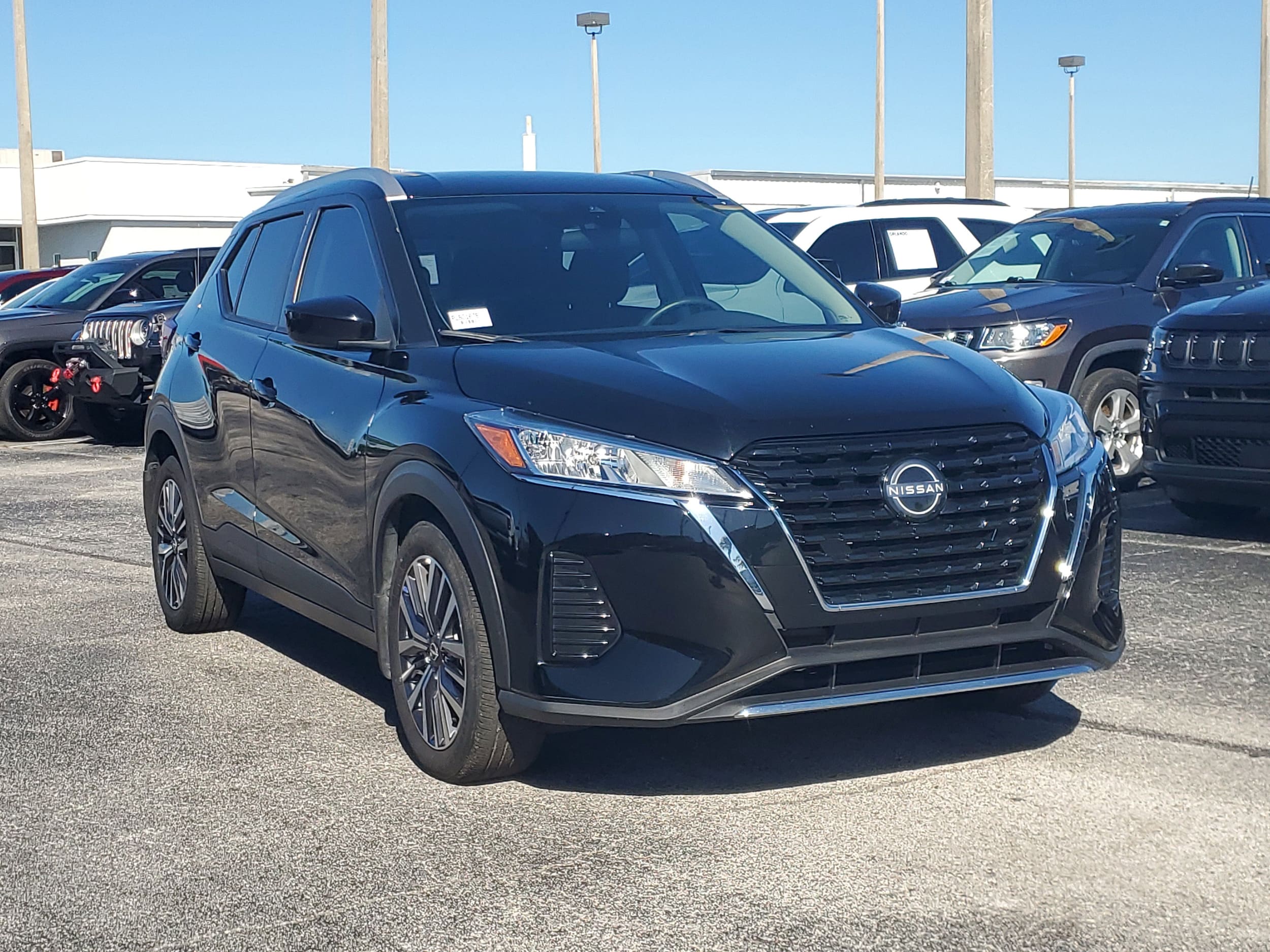 2023 Nissan Kicks SV FWD 