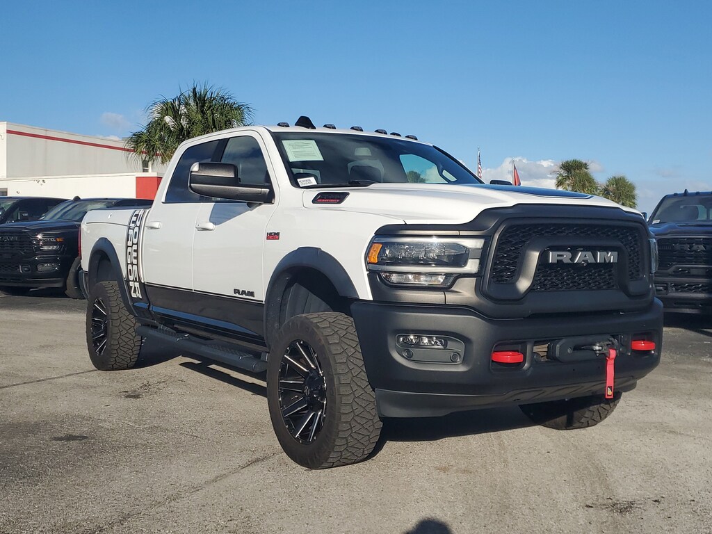 2021 Ram 2500 Power Wagon photo 3