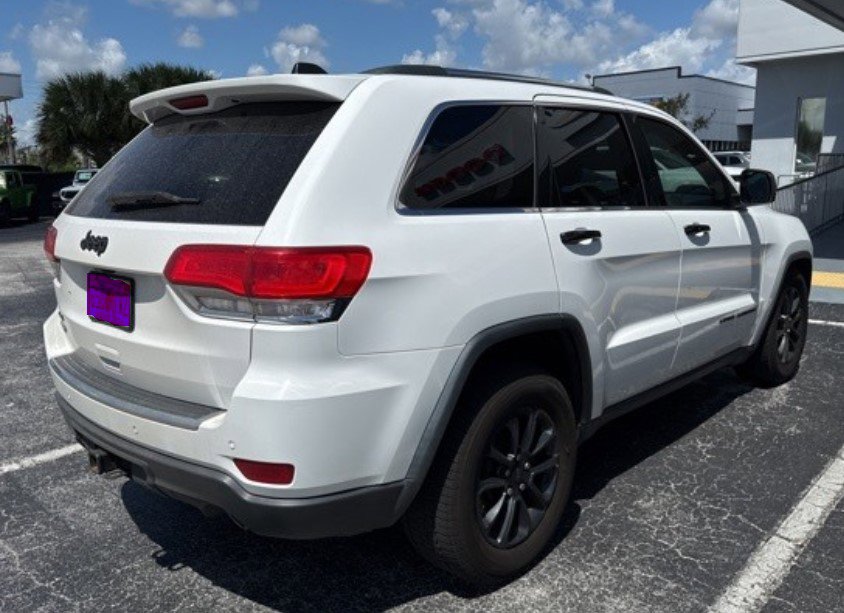 2015 Jeep Grand Cherokee Limited photo 3