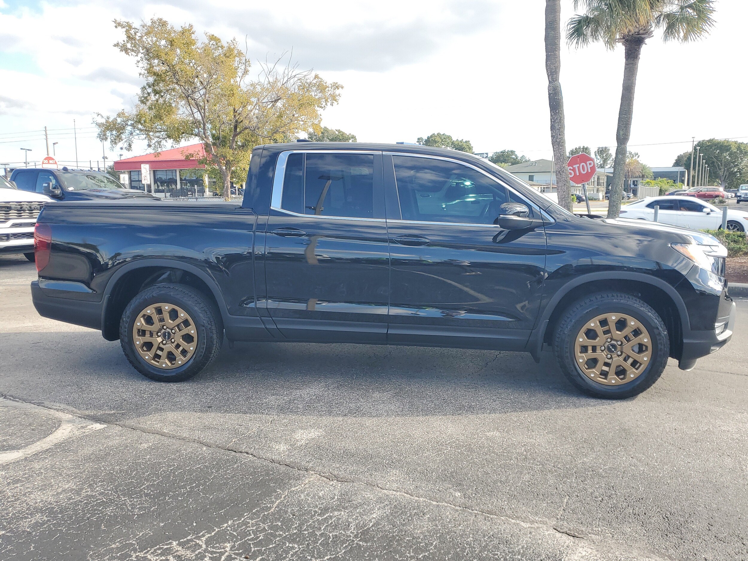 2023 Honda Ridgeline RTL photo 4