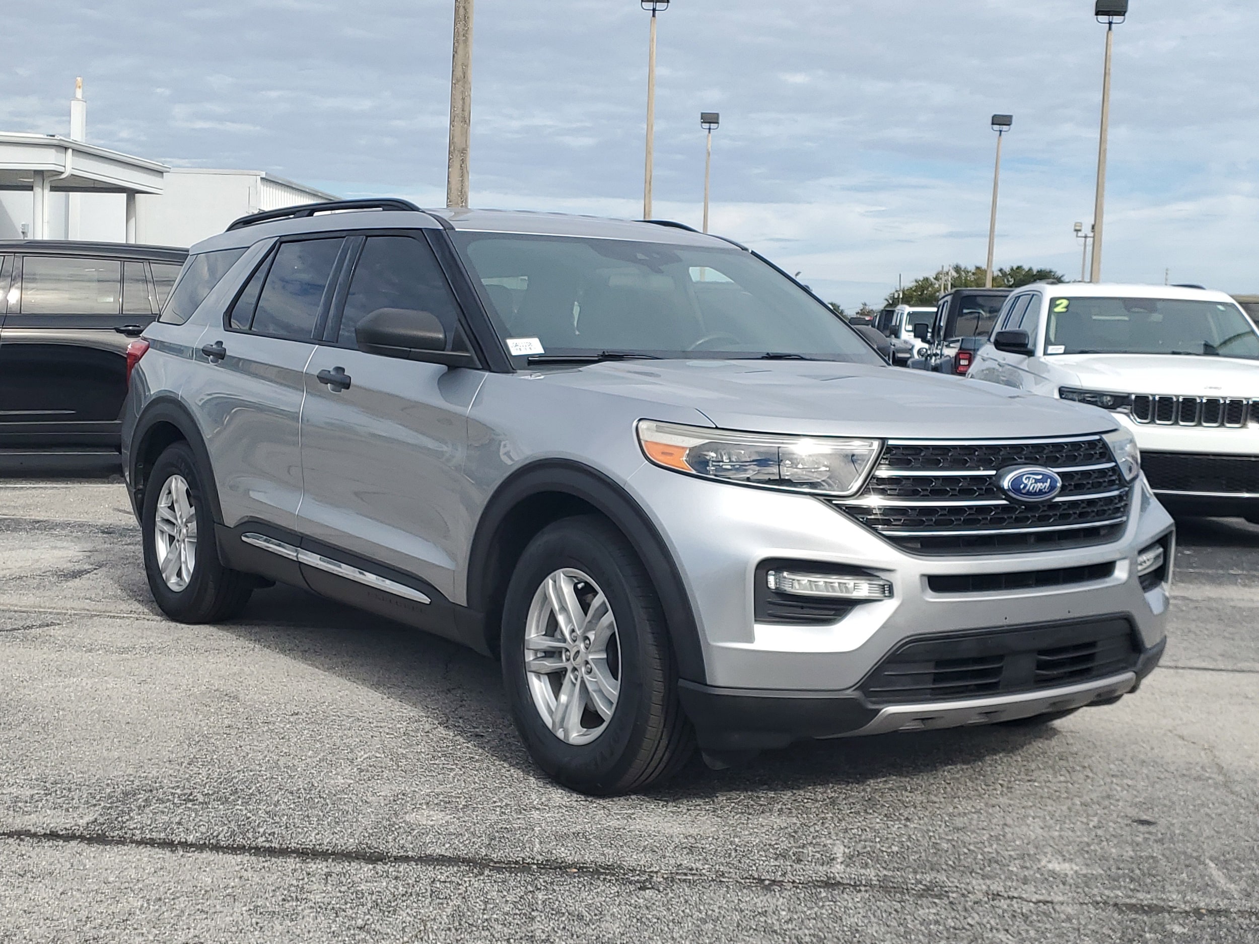 2020 Ford Explorer XLT's photo