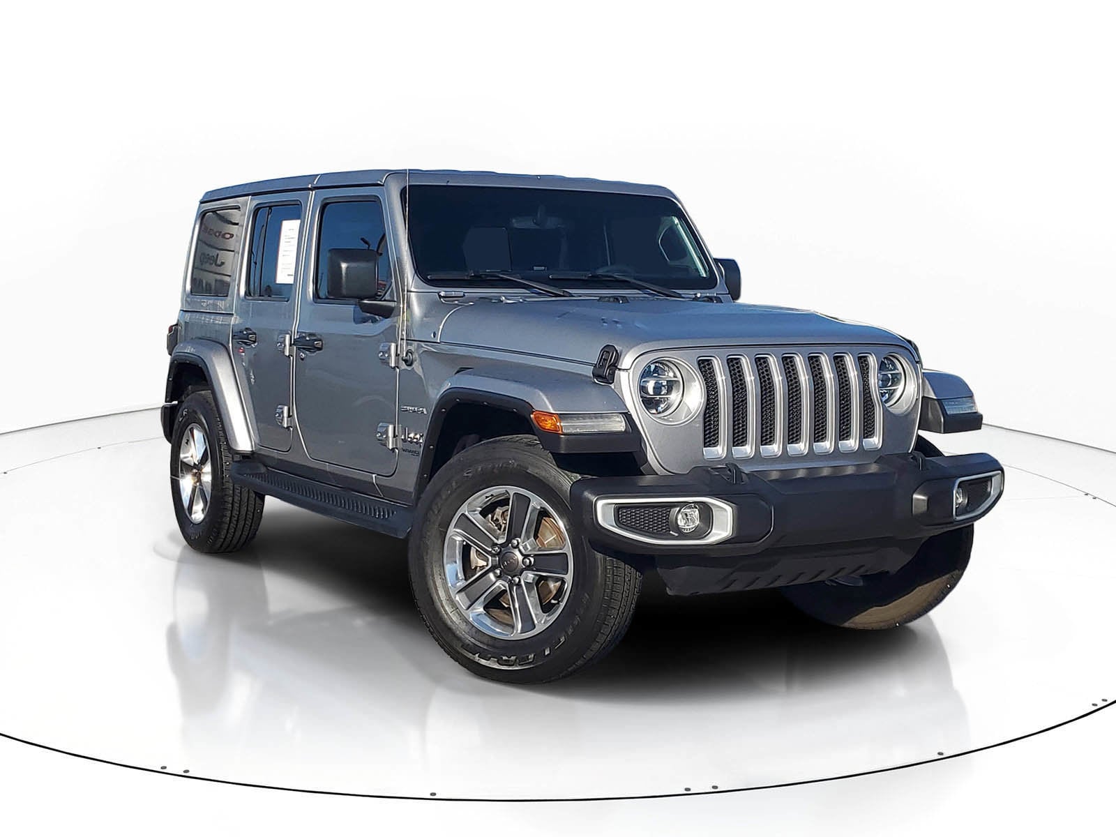 2021 Jeep Wrangler Unlimited Sahara's photo