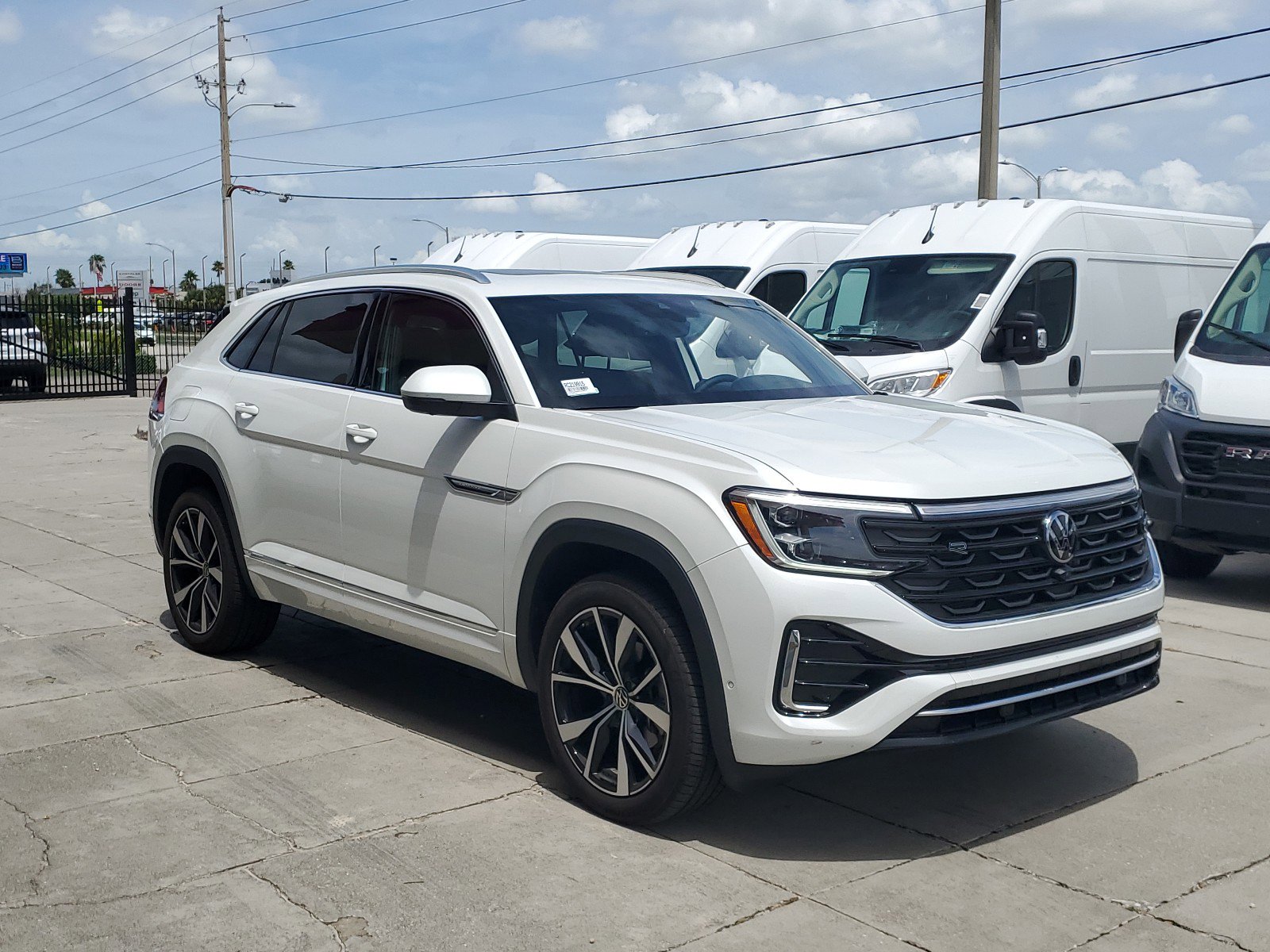 Used 2024 Volkswagen Atlas Cross Sport SEL Premium R-LINE with VIN 1V2FE2CA5RC219915 for sale in Orlando, FL