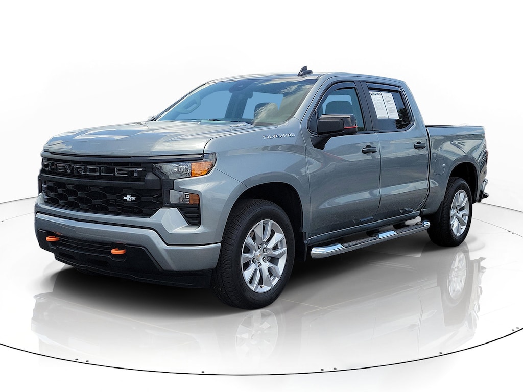 Used 2026 Chevrolet Silverado 1500 Custom 2WD Crew Cab 147 Custom