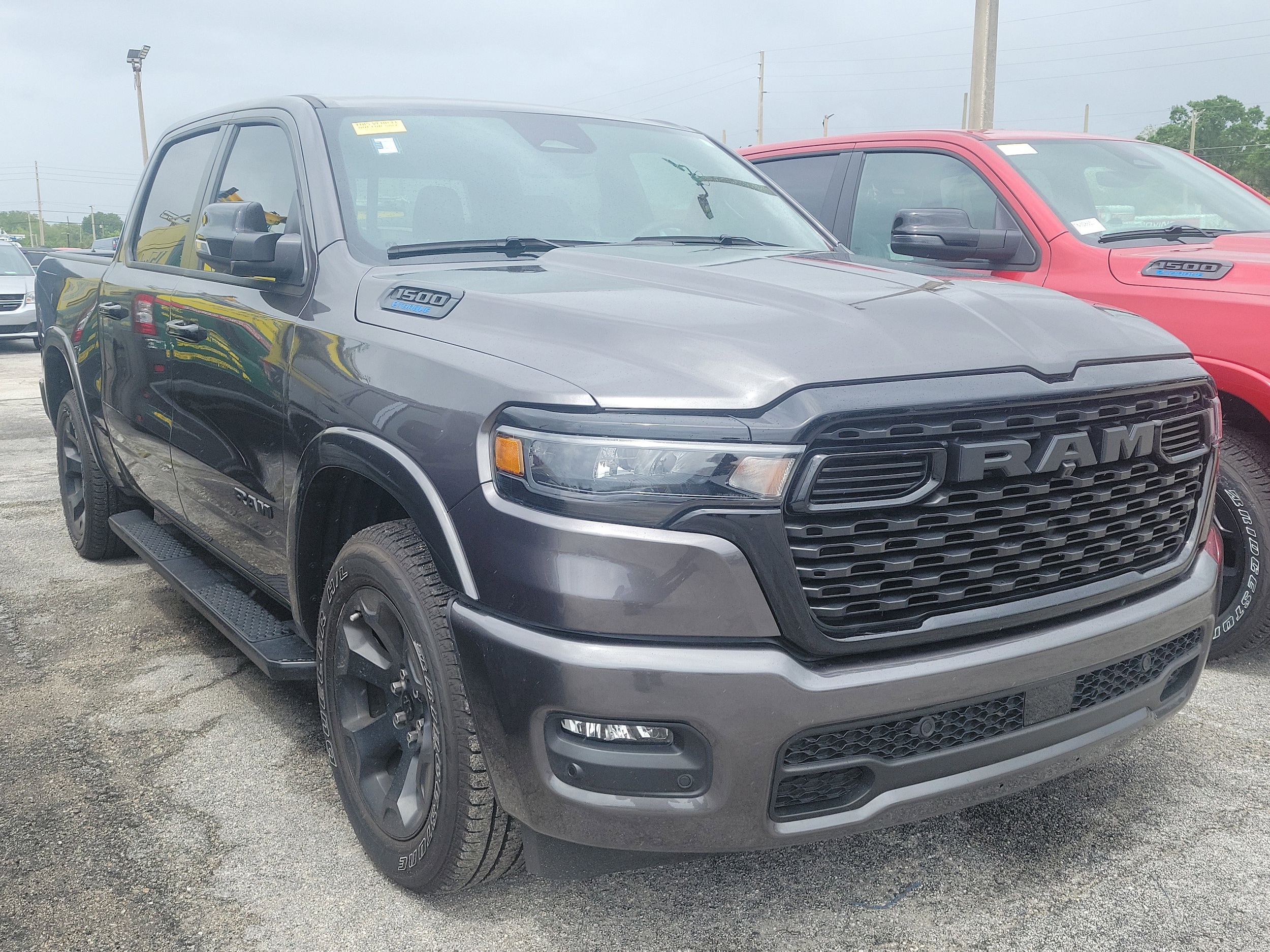 2025 RAM 1500 Big Horn/Lone Star Crew Cab 5'7's photo