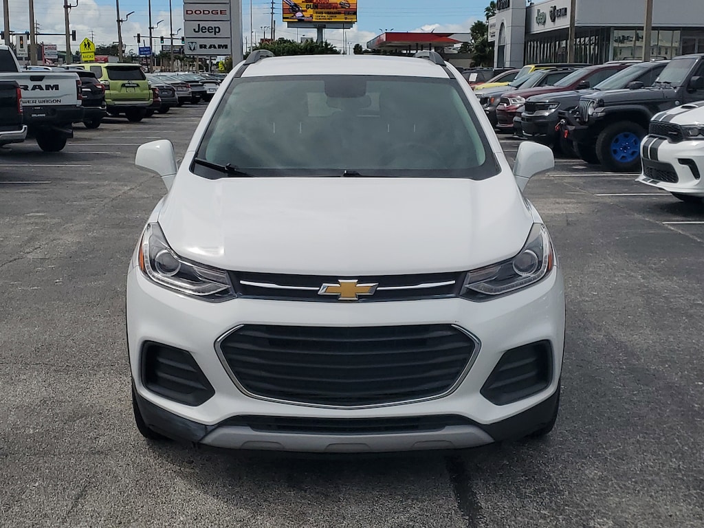 Used 2020 Chevrolet Trax LT FWD  LT