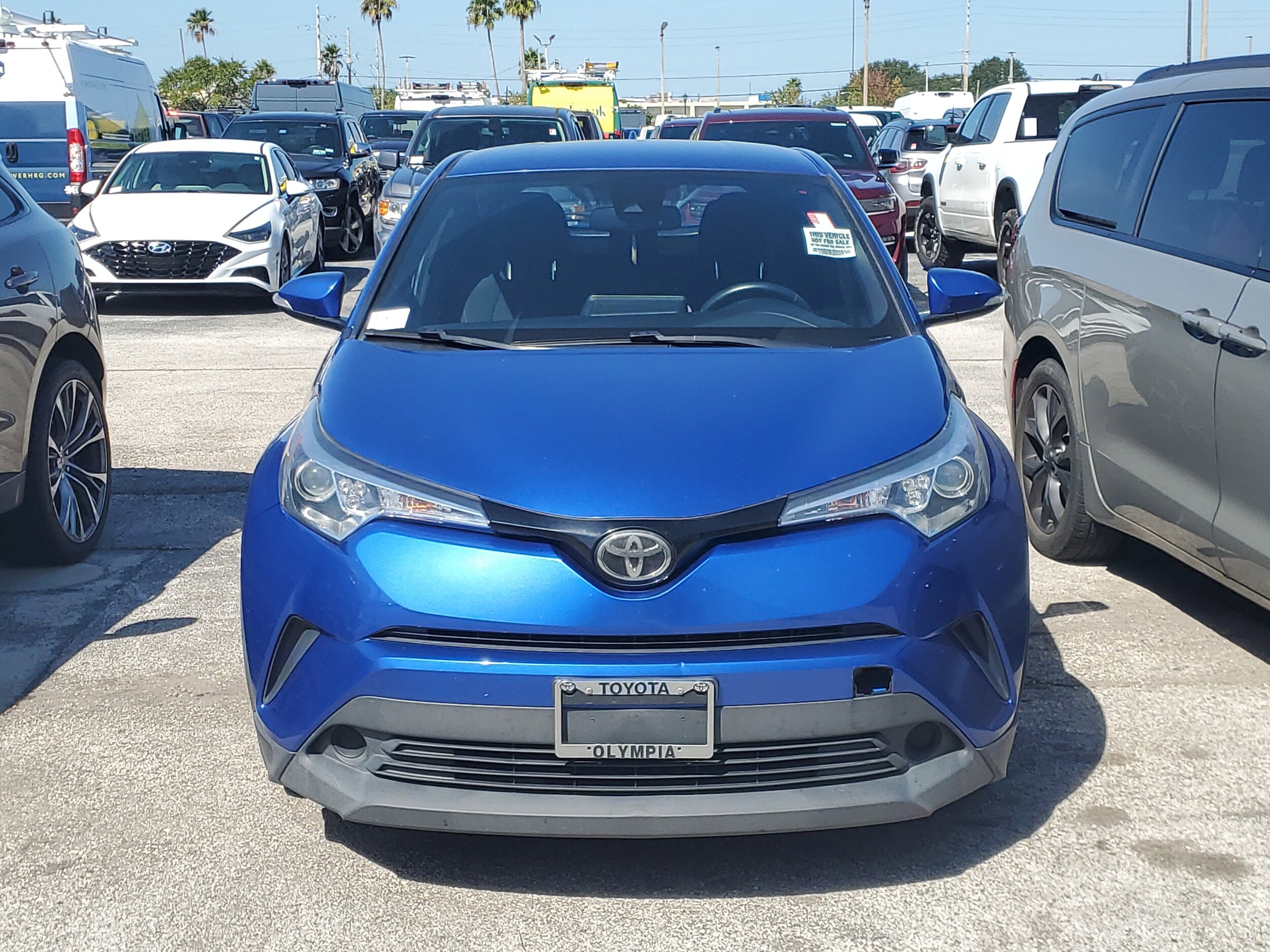 2018 Toyota C-HR XLE photo 2