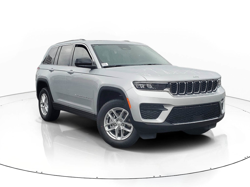 New 2025 Jeep Grand Cherokee Laredo X Sport Utility