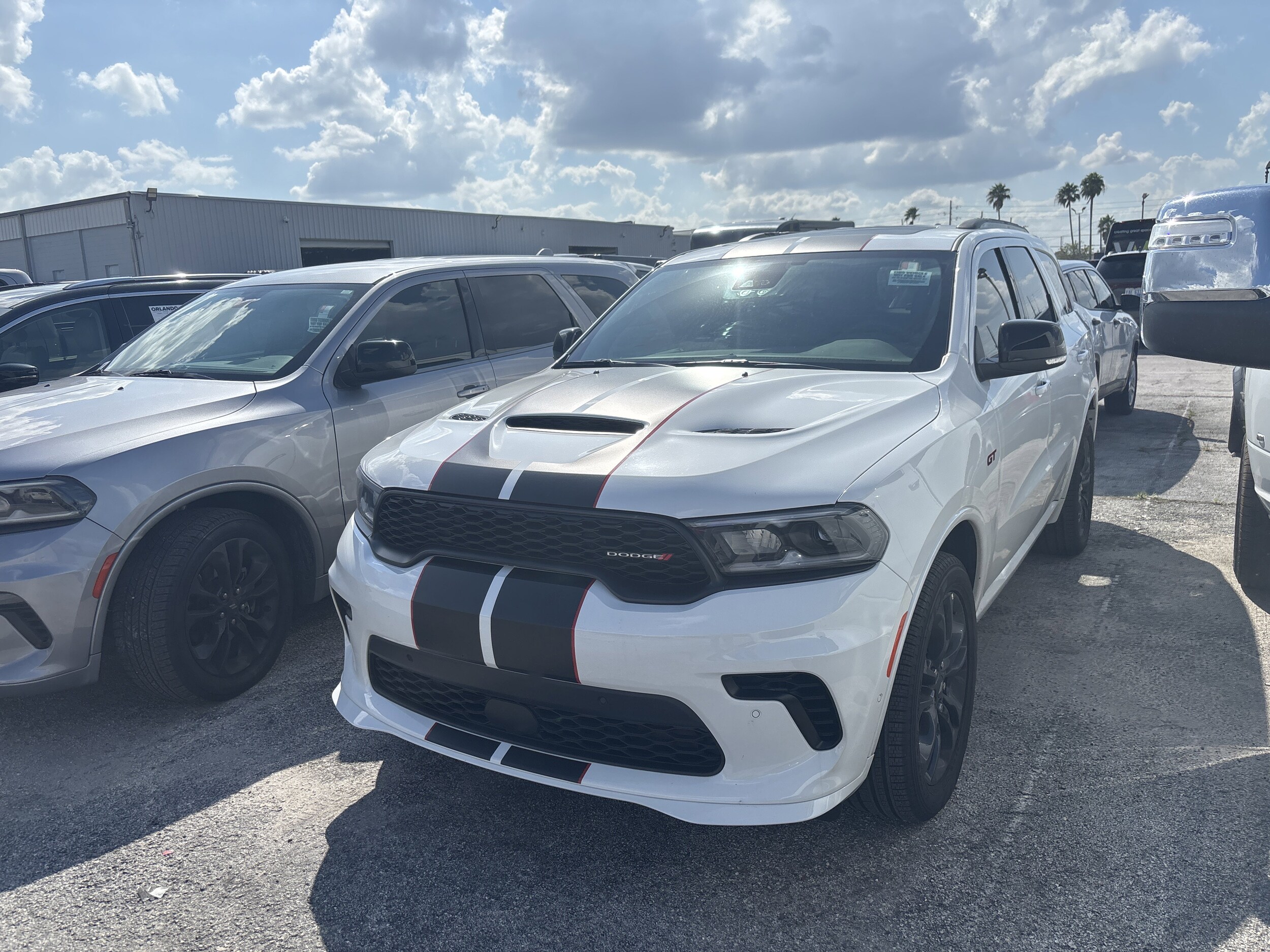 2025 Dodge Durango GT Plus photo 2