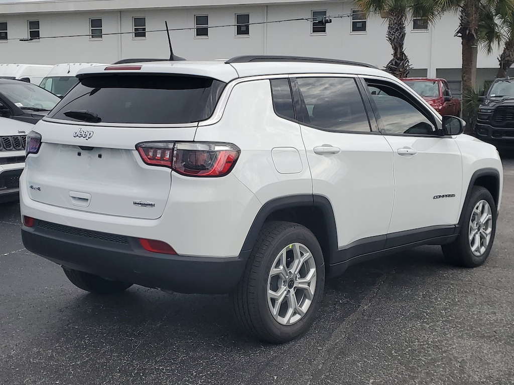 New 2026 Jeep Compass Latitude Sport Utility