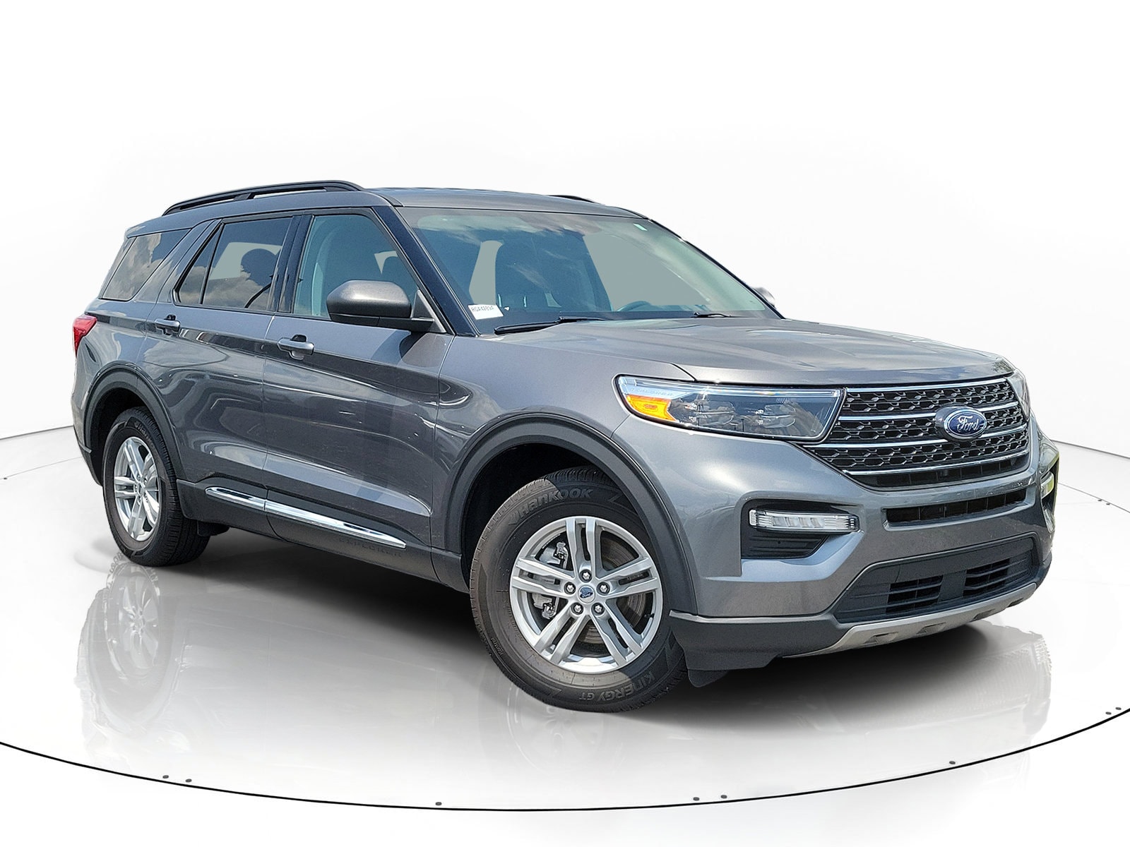 2024 Ford Explorer XLT RWD 