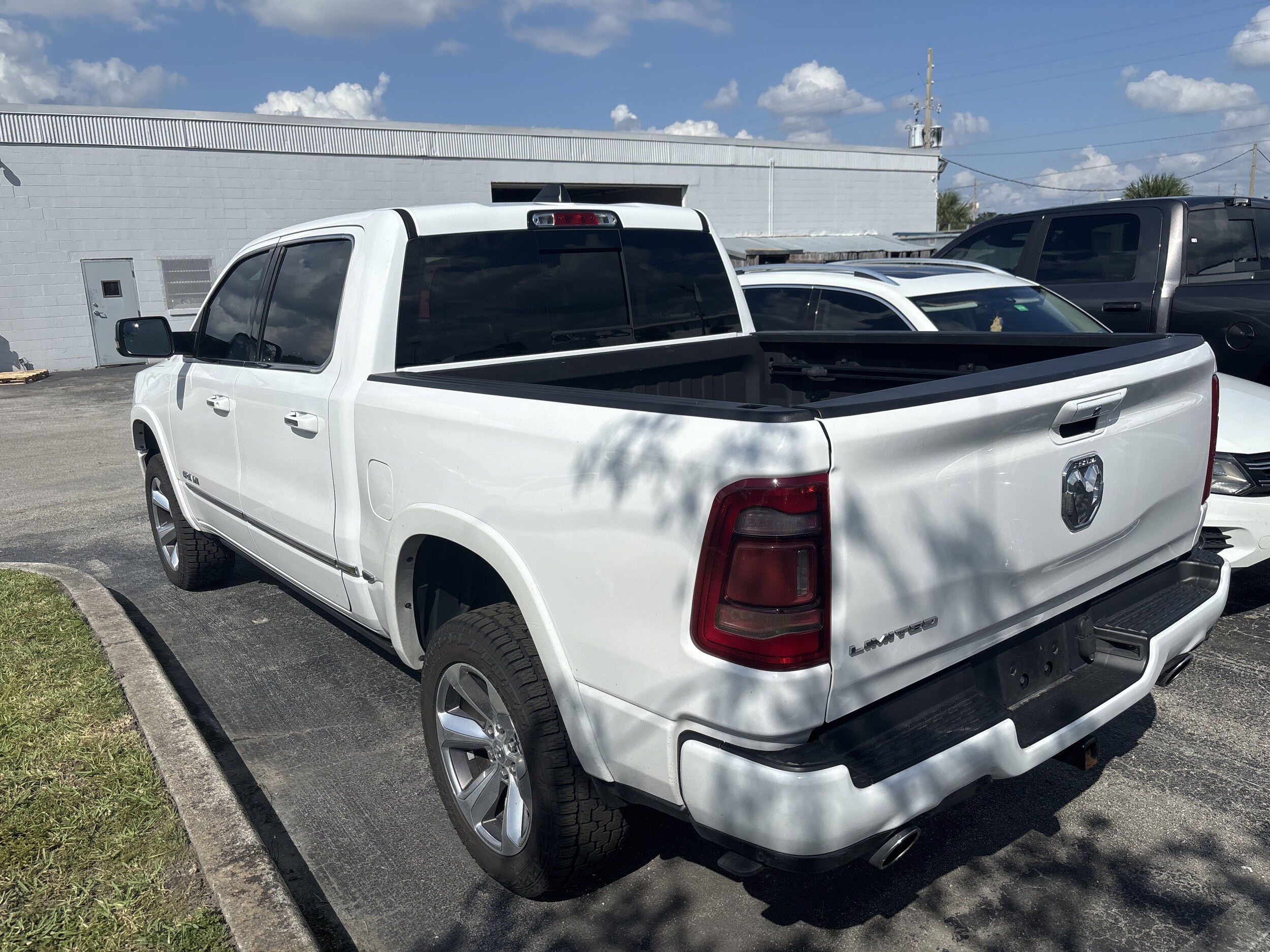 2021 Ram 1500 Limited photo 4