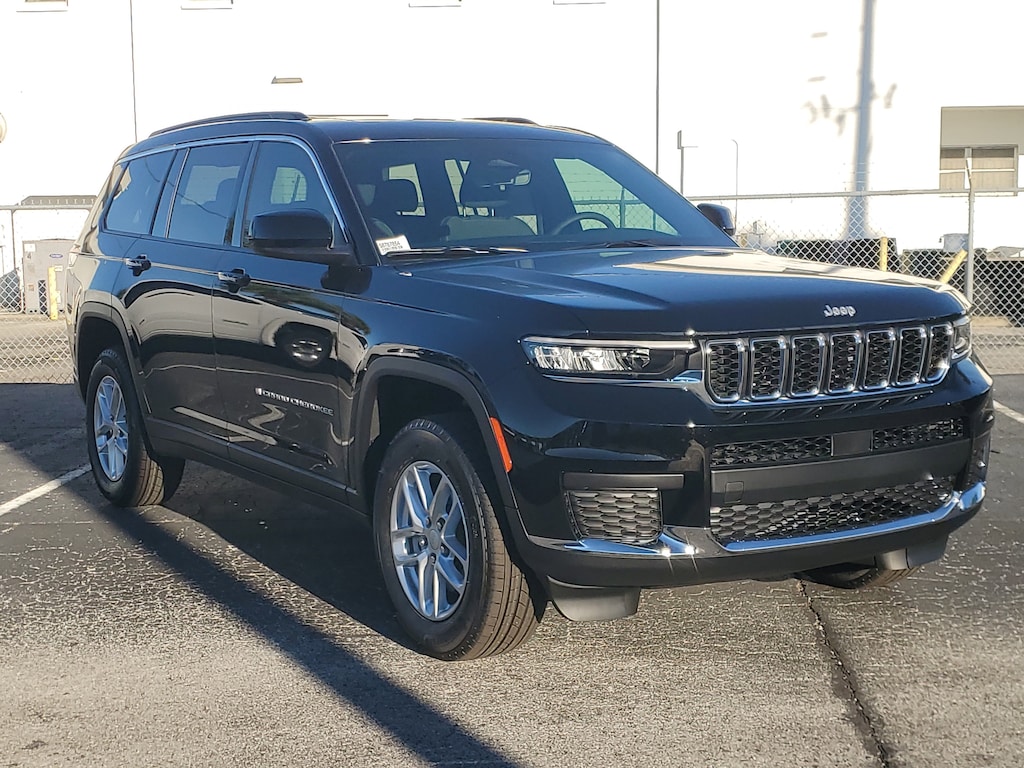 New 2025 Jeep Grand Cherokee L Laredo Sport Utility