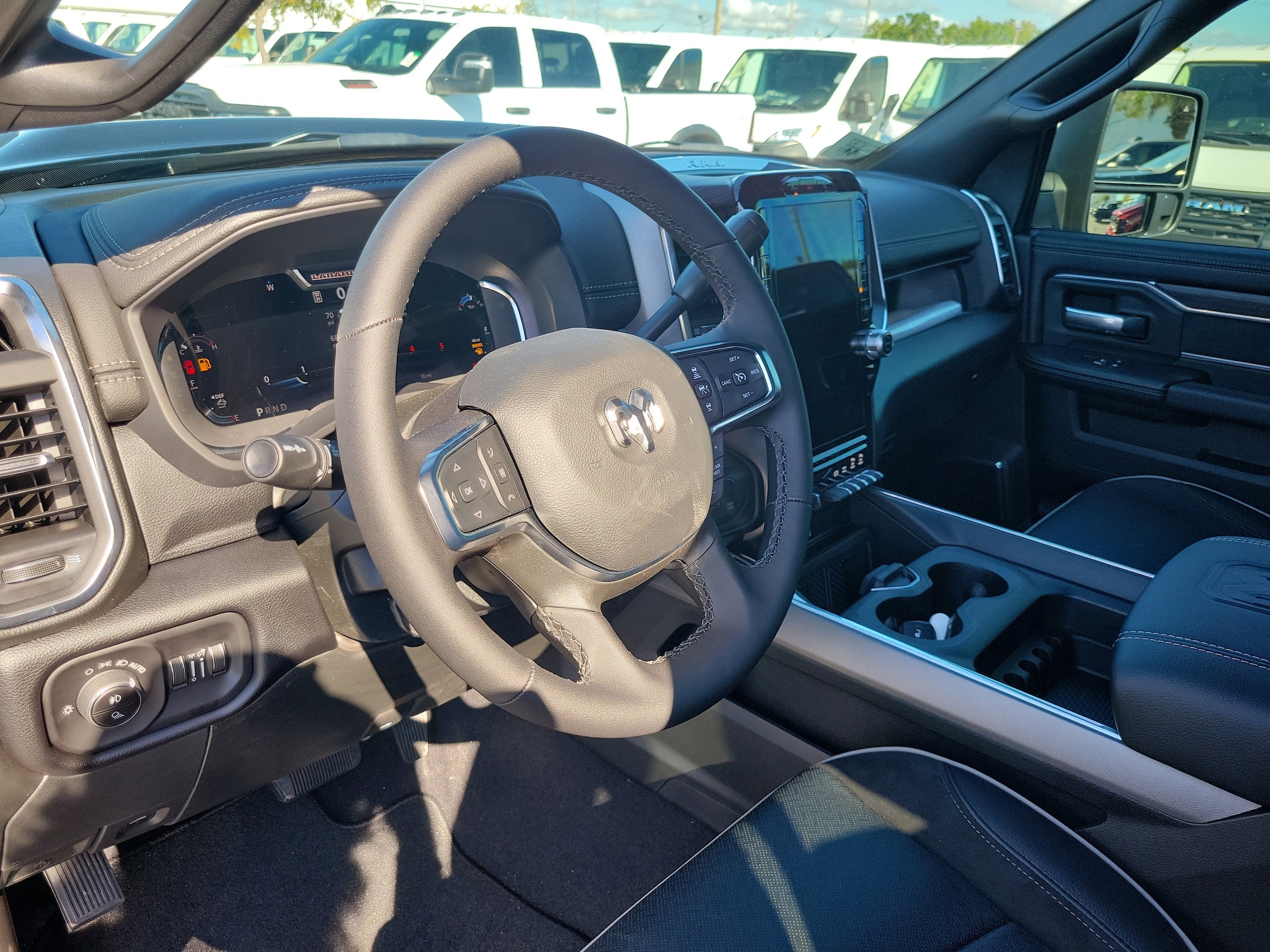 2026 RAM 2500 Laramie - Photo 9