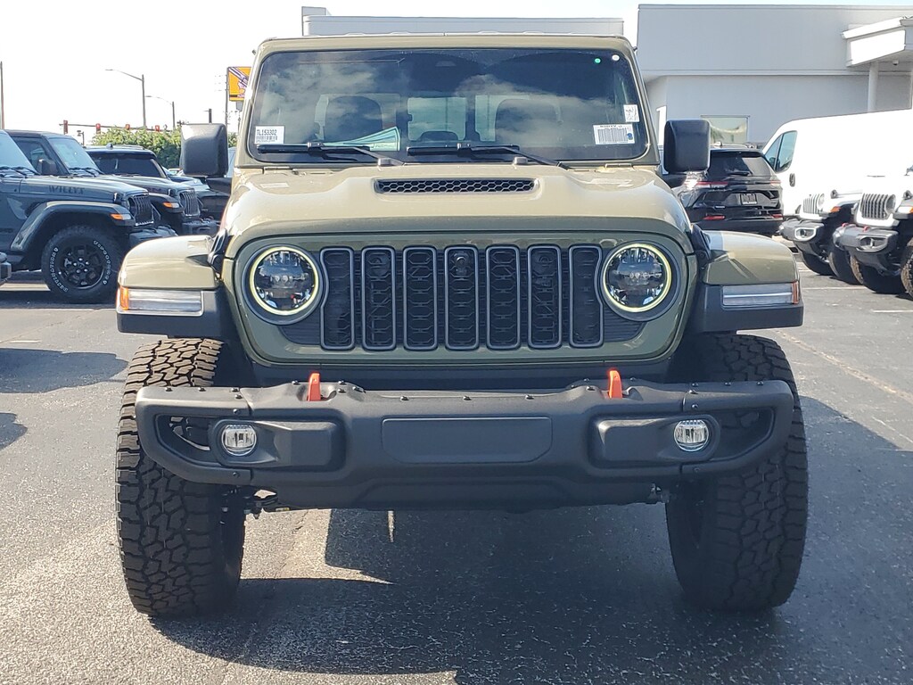 New 2026 Jeep Gladiator Mojave Pickup