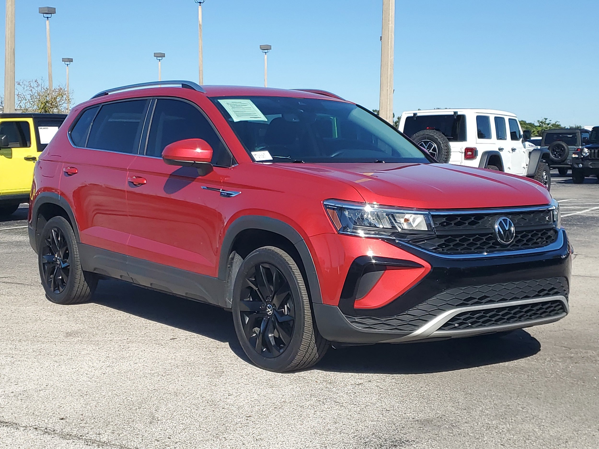 2022 Volkswagen Taos SE's photo