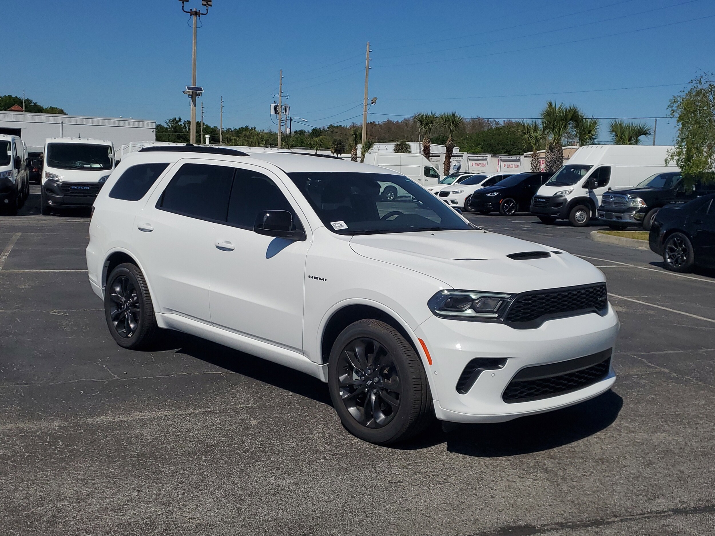 2025 Dodge Durango R/T photo 2