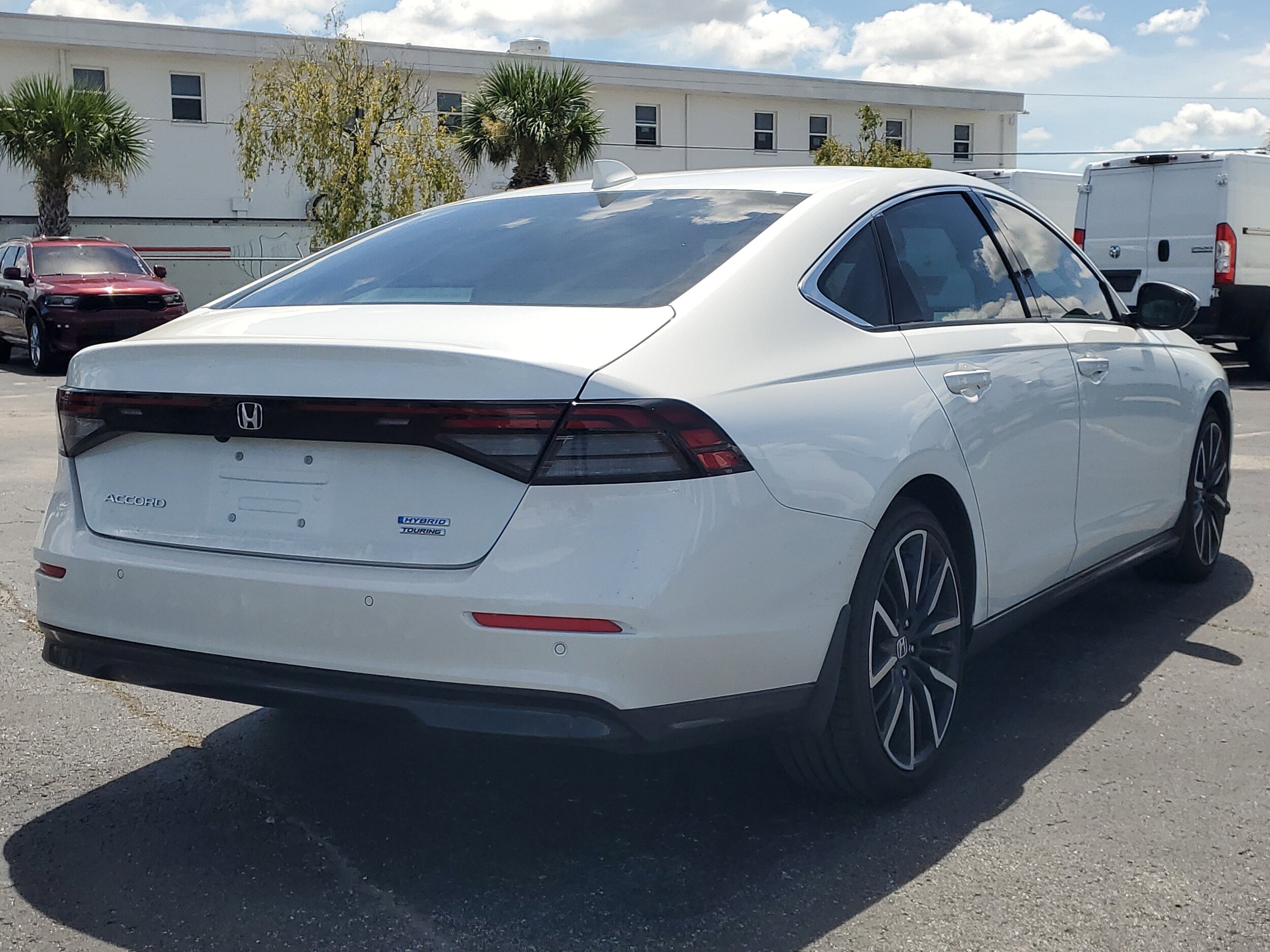 2024 Honda Accord Hybrid Touring photo 3