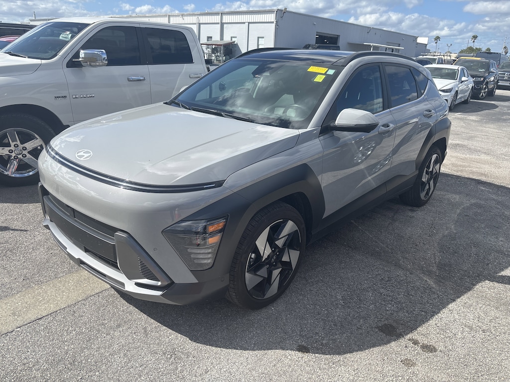Used 2024 Hyundai Kona Limited Limited FWD
