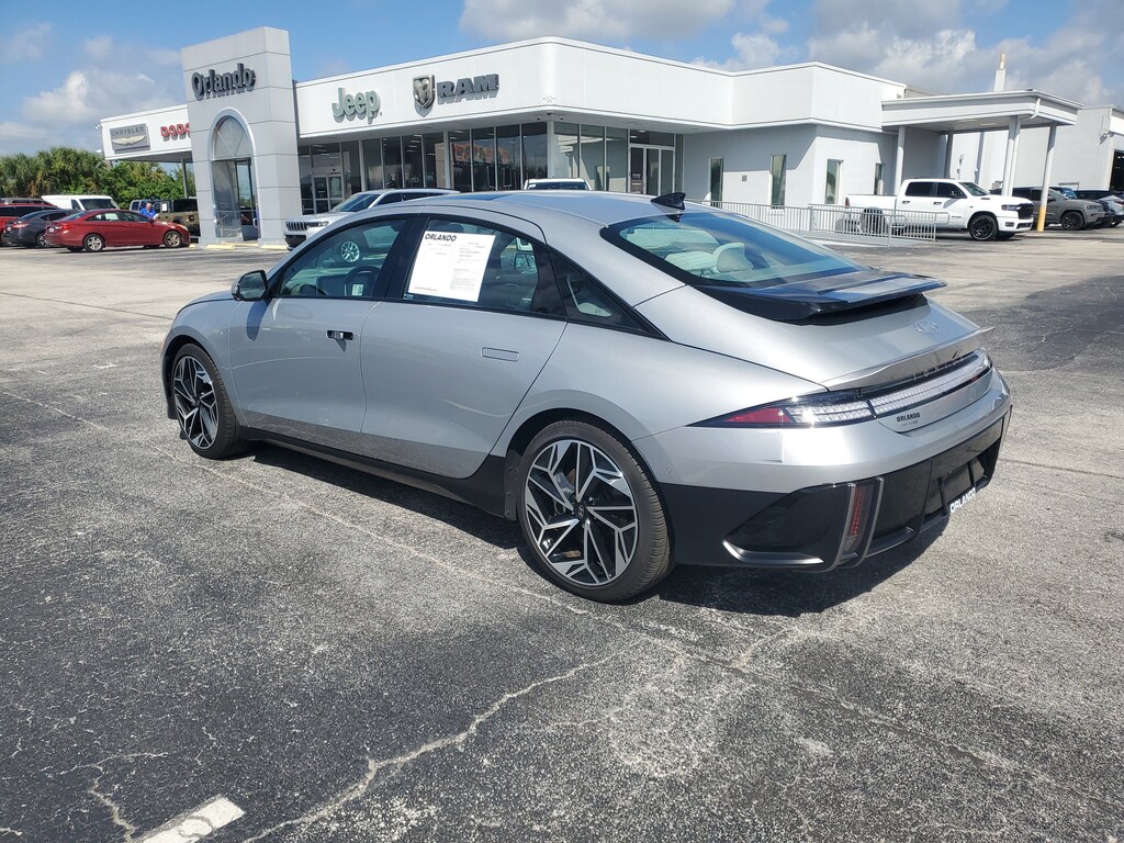 2025 Hyundai Ioniq 6 Limited photo 4