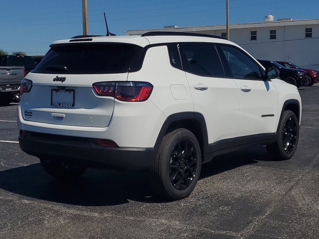 New 2026 Jeep Compass Latitude Sport Utility