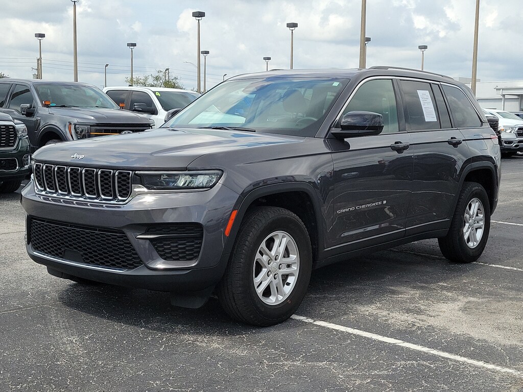 Used 2024 Jeep Grand Cherokee Laredo Laredo 4x2