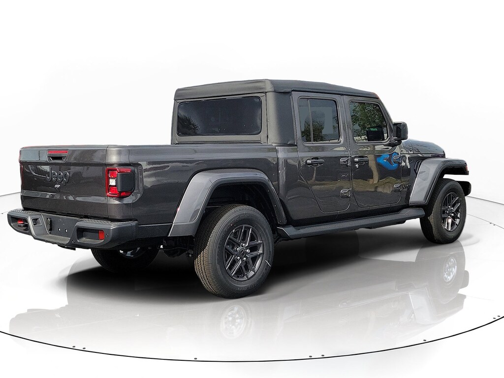 New 2026 Jeep Gladiator Sport S Pickup
