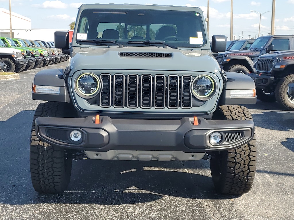 New 2026 Jeep Gladiator Mojave Pickup