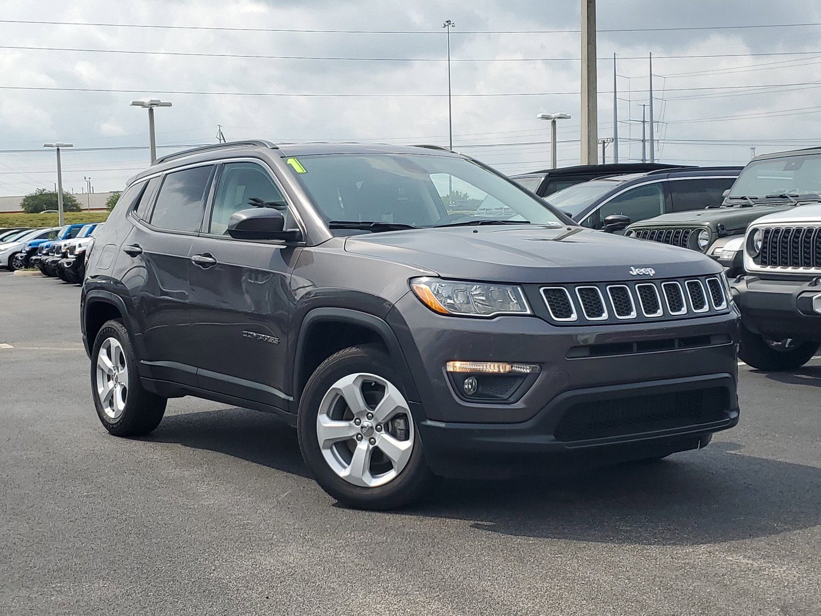 Used 2021 Jeep Compass Latitude with VIN 3C4NJDBBXMT584232 for sale in Orlando, FL