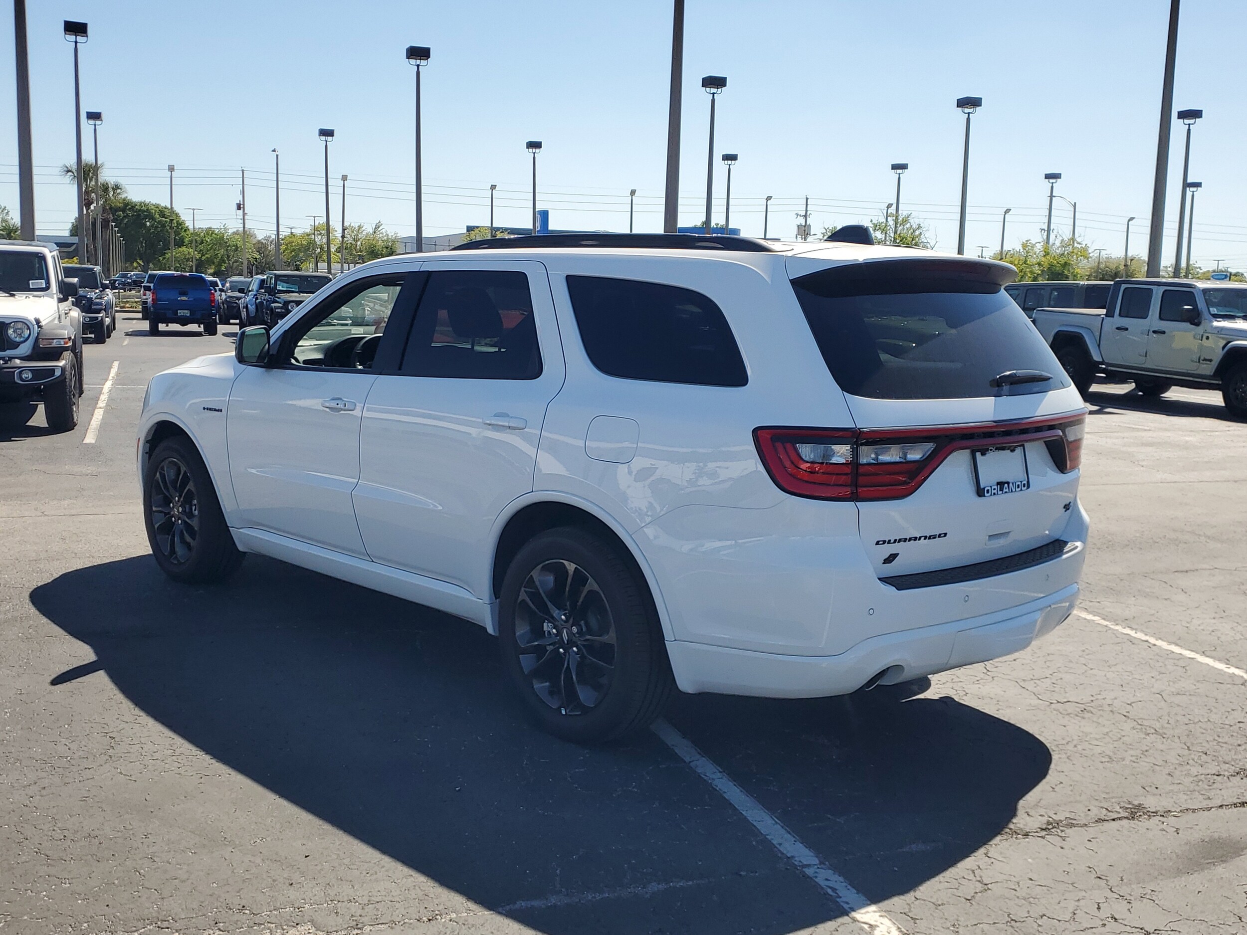 2025 Dodge Durango R/T photo 4